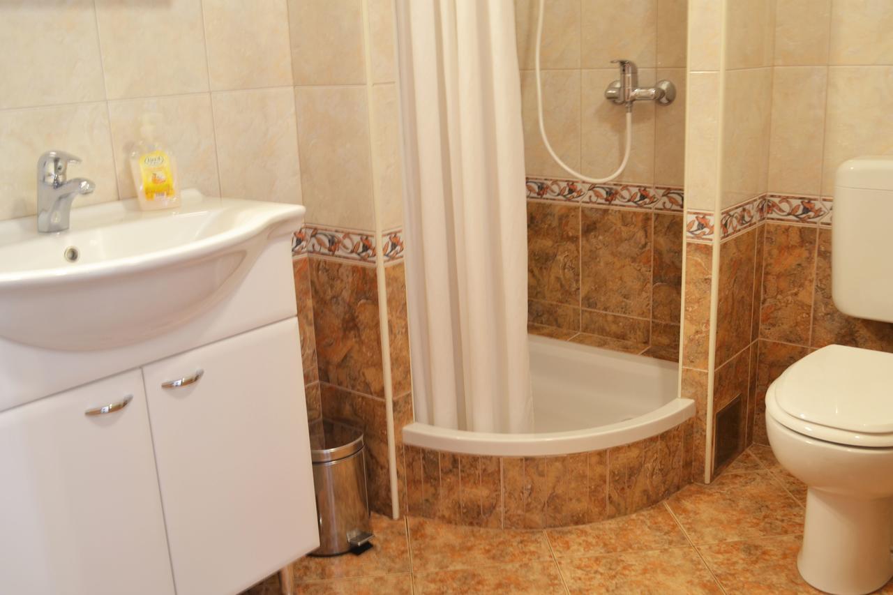 Apartments Milka Vodice Ngoại thất bức ảnh
