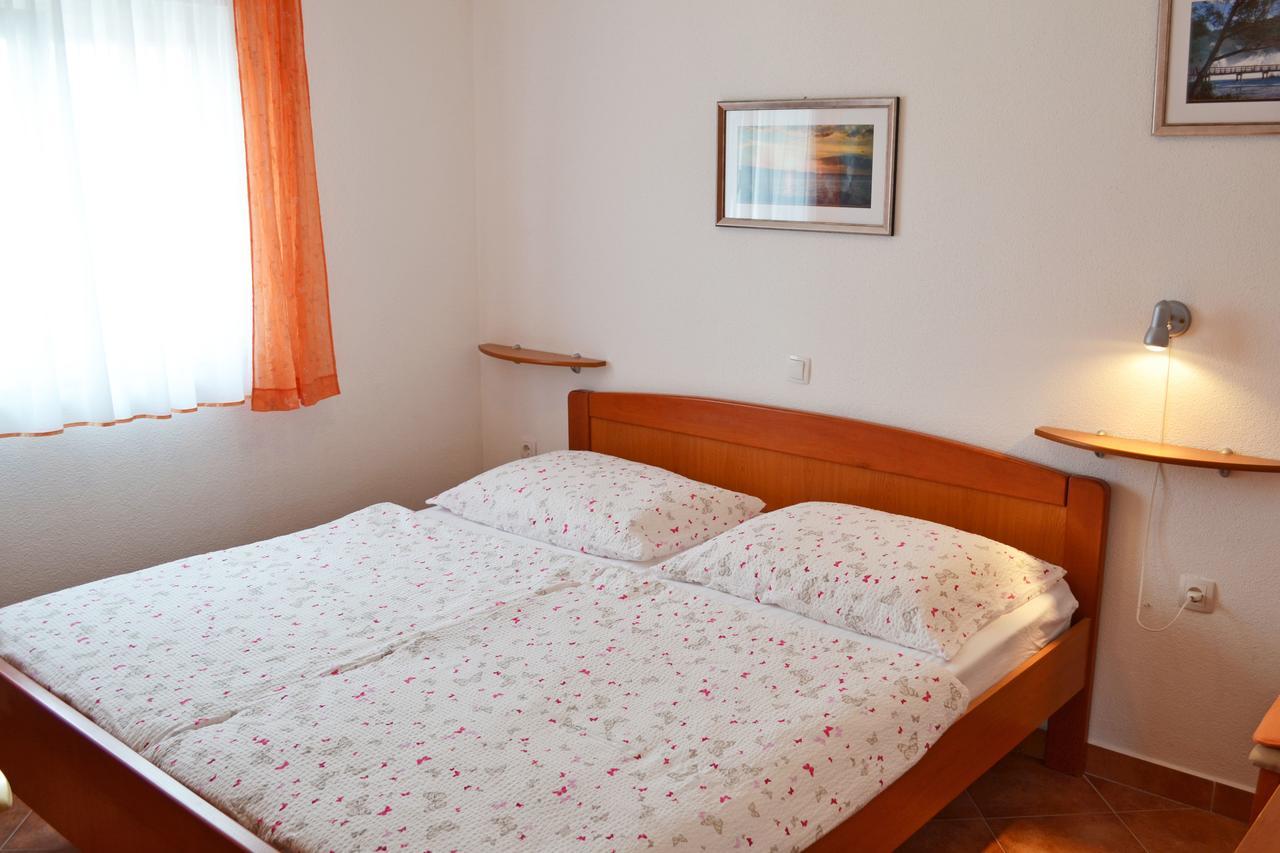 Apartments Milka Vodice Ngoại thất bức ảnh