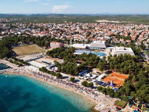 Apartments Milka Vodice Ngoại thất bức ảnh